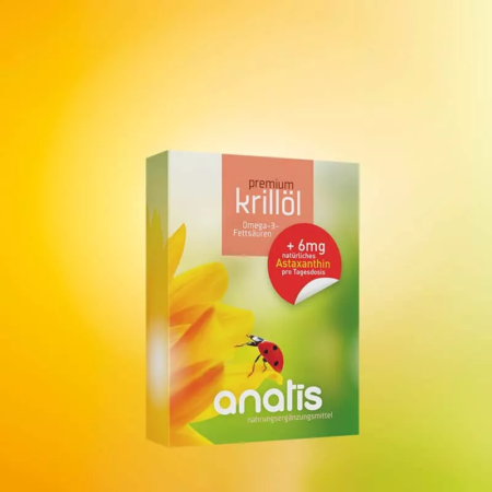 Produktverpackung des anatis premium Krillöl Nahrungsergänzungsmittels: Eine grün‑orange Verpackung mit dem Produktnamen premium krillöl Omega‑3‑Fettsäuren, dem Markenlogo anatis, Angaben zu Astaxanthin, sowie einer Illustration eines Marienkäfers auf einer gelben Blüte.