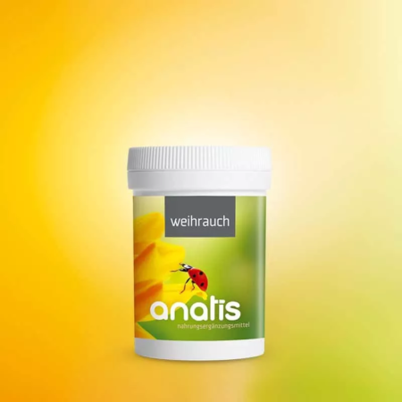 Dose des Nahrungsergänzungsmittels anatis Naturprodukte Weihrauch, 90 Kapseln: weiße Verpackung mit grün‑gelbem Etikett, darauf der Produktname ‚Weihrauch‘ und der Hinweis auf 90 Kapseln; Nahrungsergänzung auf Basis von Boswellia‑Weihrauch‑Extrakt.